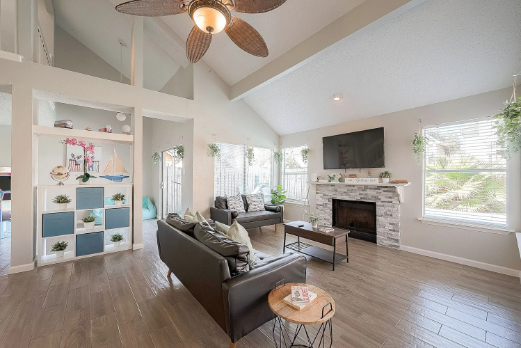 Modern Tranquility in Katy Tx - Arcade Room Pool
