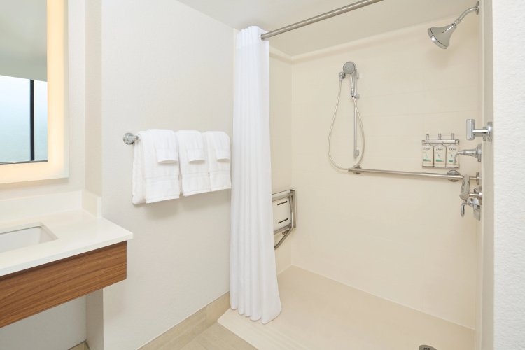 Holiday Inn Express Waikiki photo 9