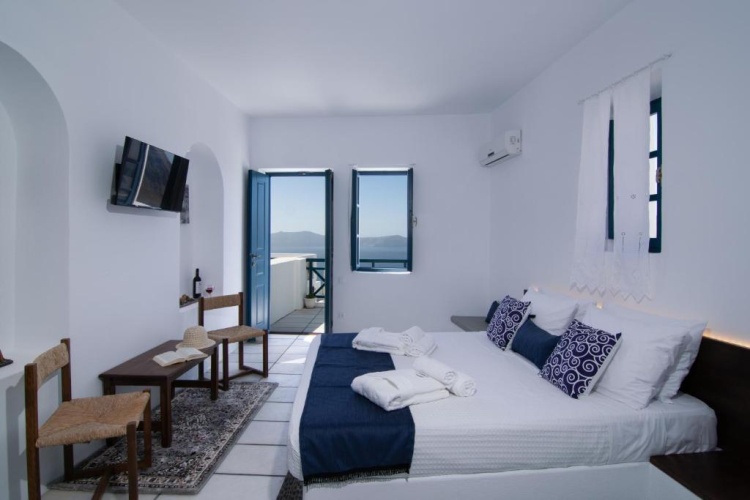 Deluxe Double room with balcony and with sea view