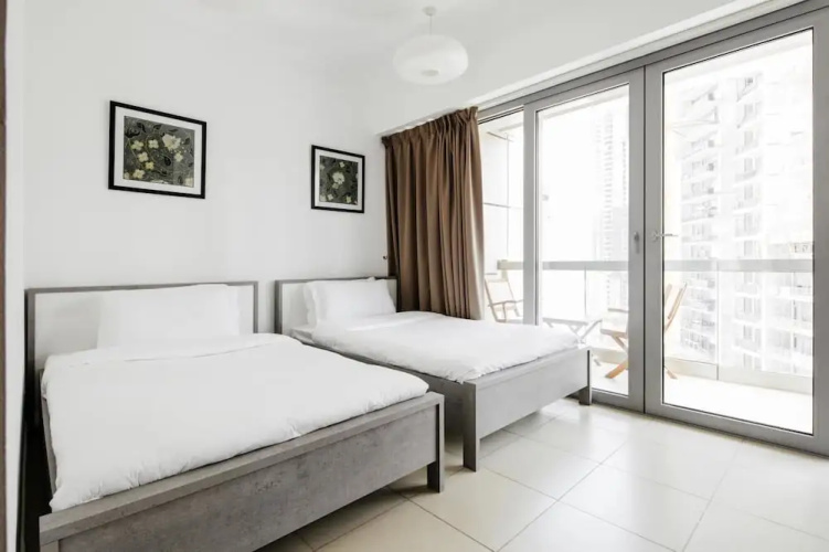 Fantastay Downtown Blvd 8