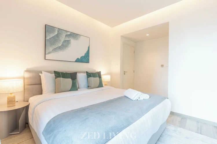 Double Apartment with balcony and with canal view