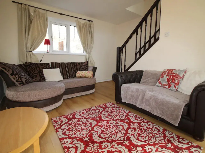 26 Merthyr Road