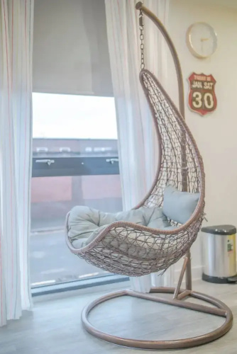 Chic and Cheerful pad in Sheffield City