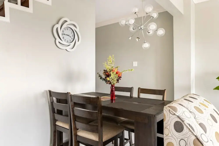 Charming Sea View Town House Chef Driver Optional