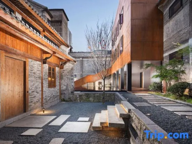 Yufengli Hotel