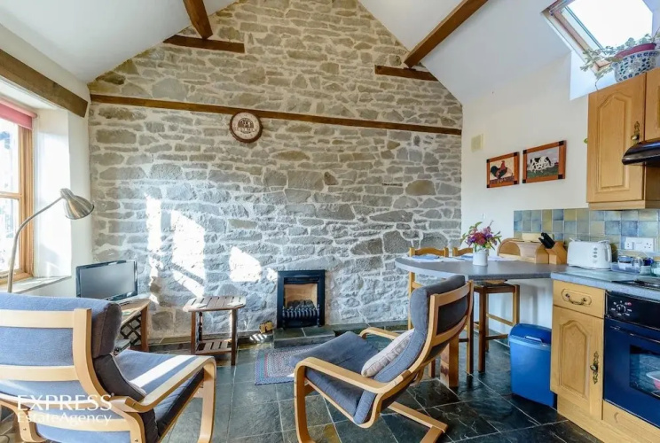 Highgrove Barns