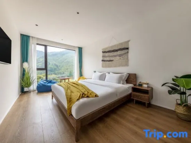 2 Bedrooms Suite