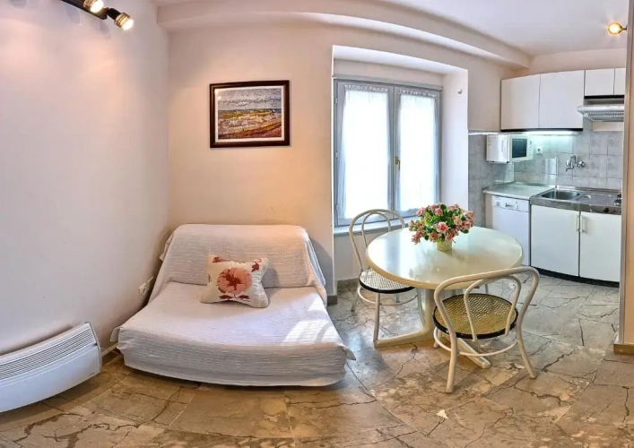 1 Bedroom Double Apartment