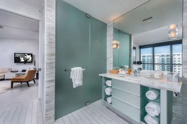 Collins Avenue Condo #90419