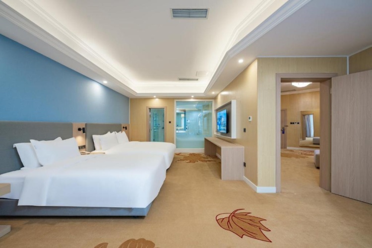 Triple Suite