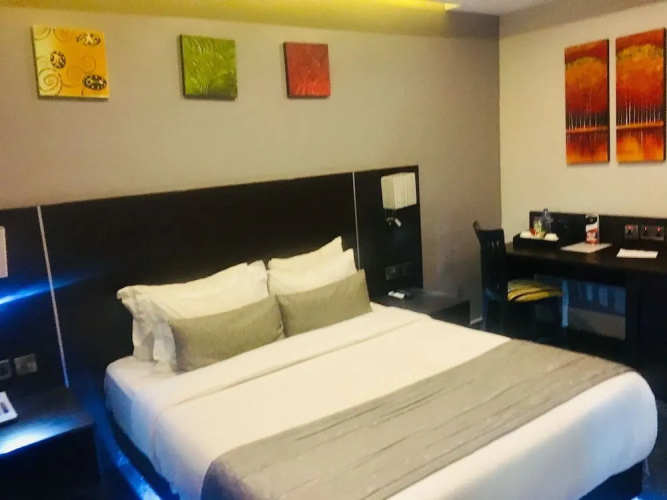 The Nook Hotel