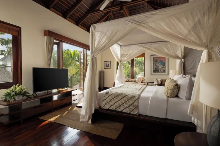 5 Bedrooms Grand Villa with pool view