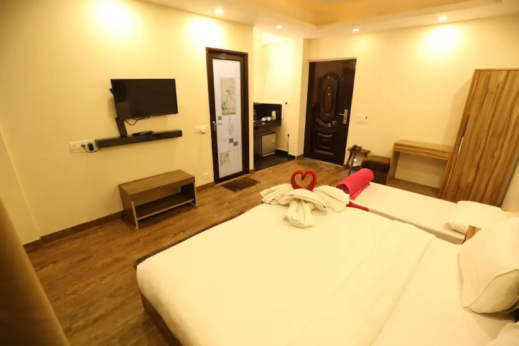 Avenue 18 Resort