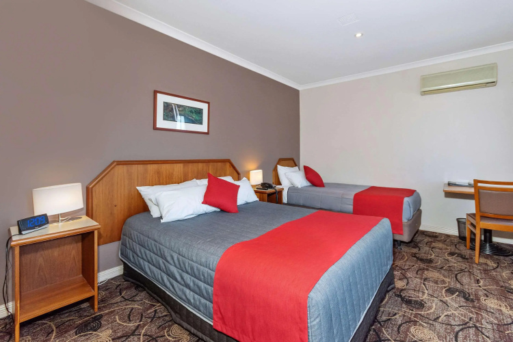 Quality Hotel Bayswater