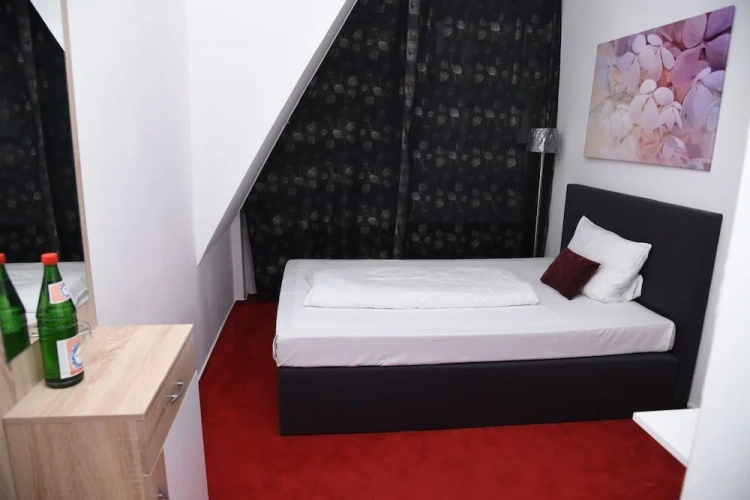 Economy Single room