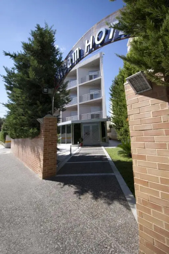 XDream Hotel