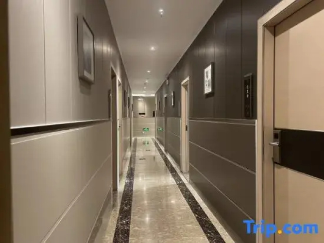 Yayuan Hostel