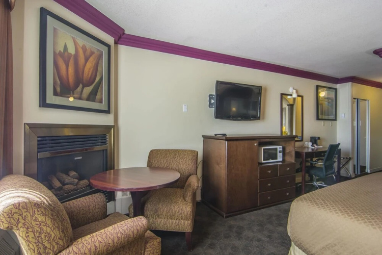 Quality Inn & Suites High Level