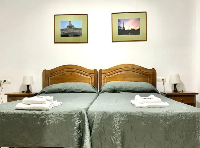 Hostal Carlos II