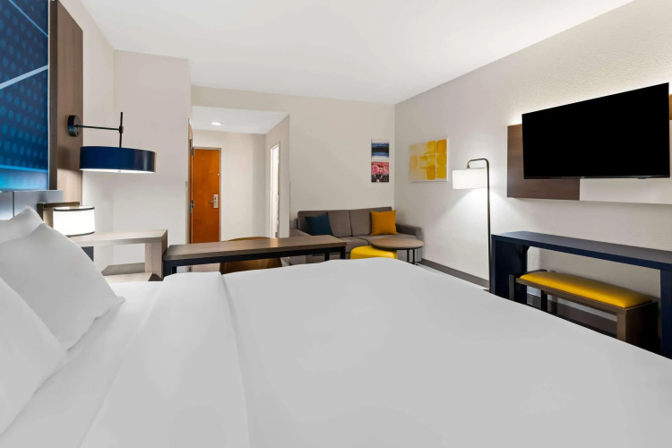 Comfort Suites Augusta Riverwatch