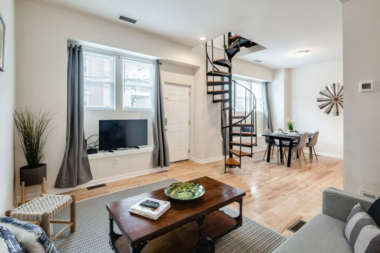 Great Location-steps to Rittenhouse 2 BED 1 Bath