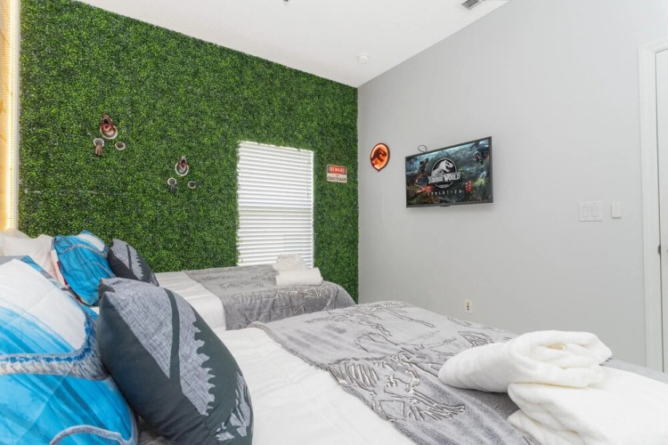 150 Amazing Home Located Close to Disney