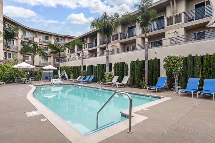 Best Western Plus Marina Gateway Hotel photo 13