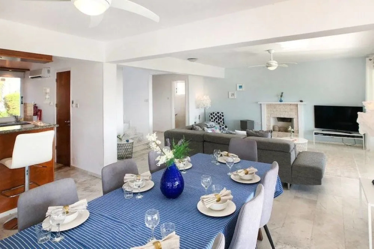 Villa Searay