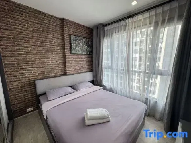 1 Bedroom Standard Double room with balcony