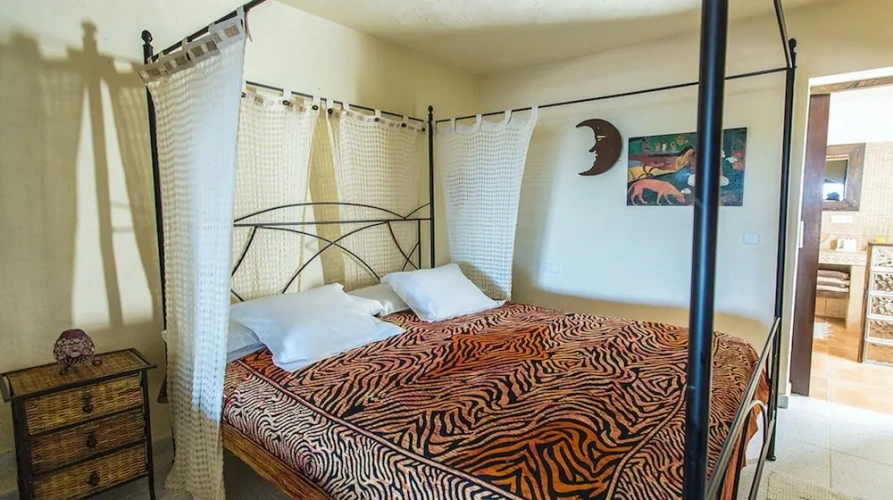 2 Bedrooms Comfort Cottage beachfront