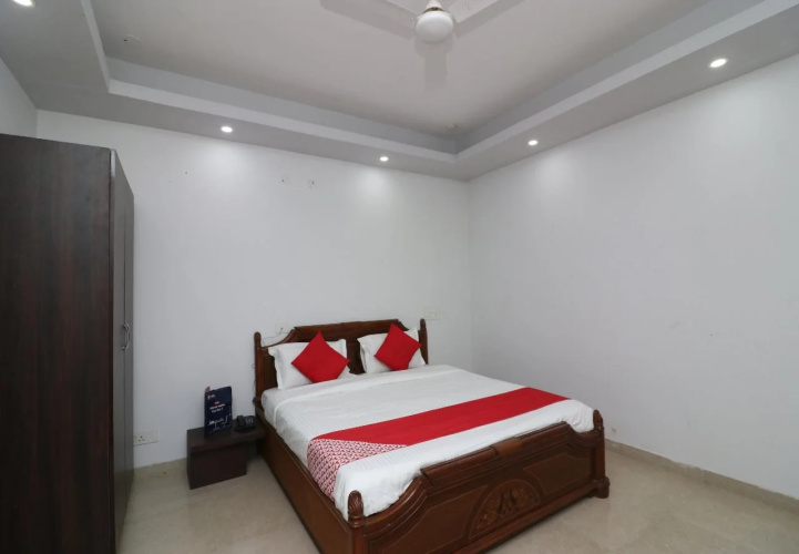 Iris Homestay By OYO Rooms