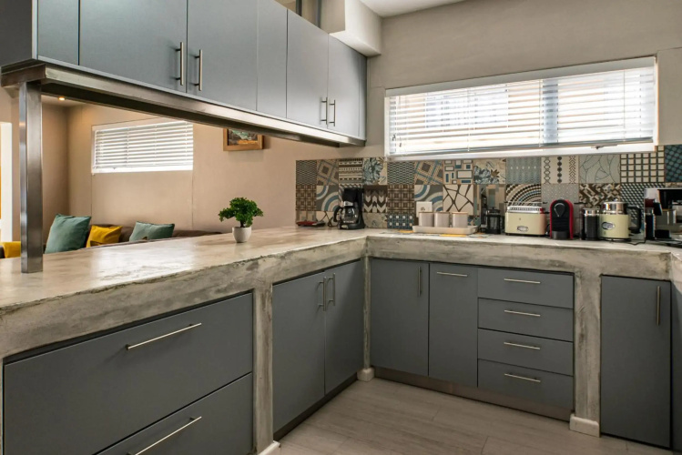 Waterfront E7
