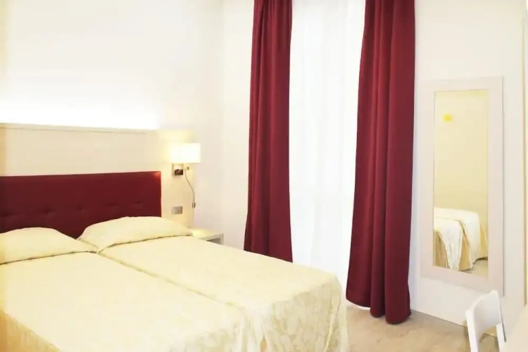 Comfort Twin room with city view