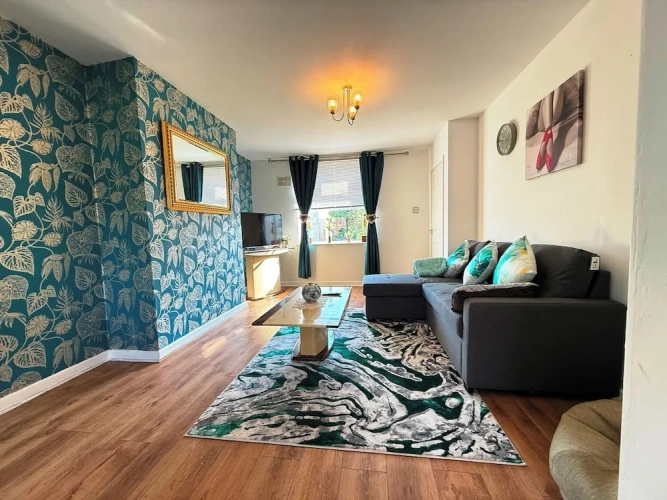 3 Bedrooms Cottage with garden view