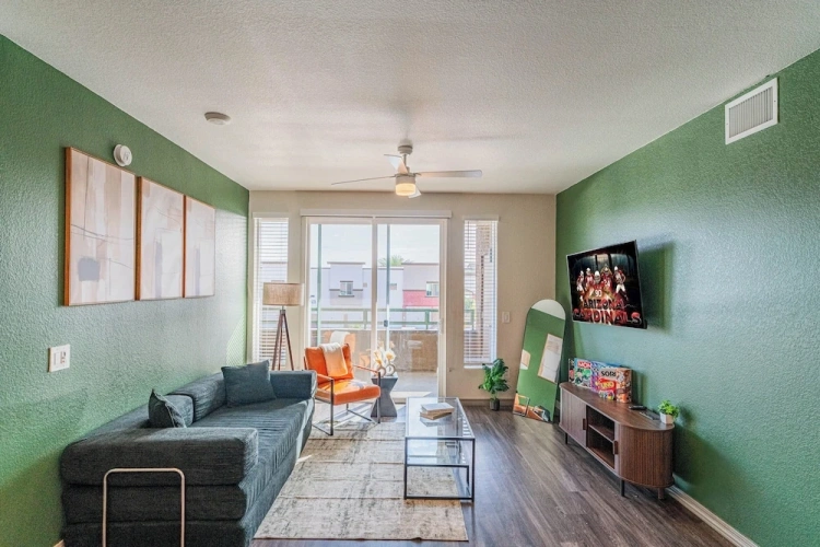 2 Bedrooms Deluxe Apartment