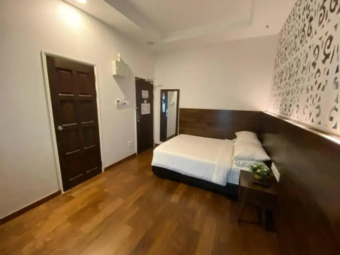 Serapi Hotel