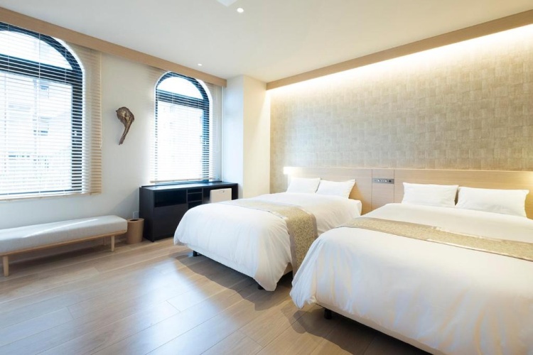 Precious Twin room