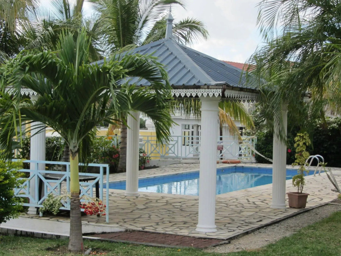 Marisa Residences