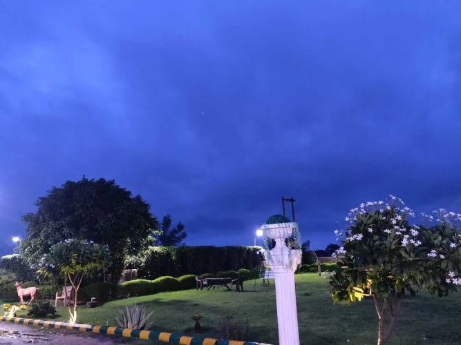 Elegance Resort