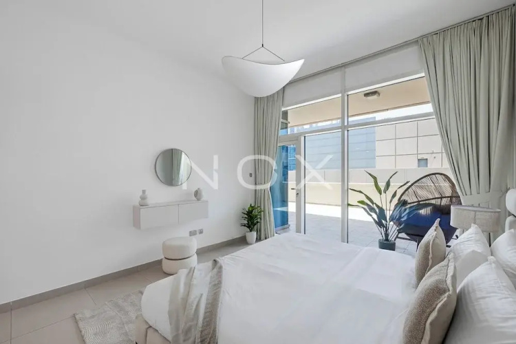 1BR with Study City View Bay Square B7