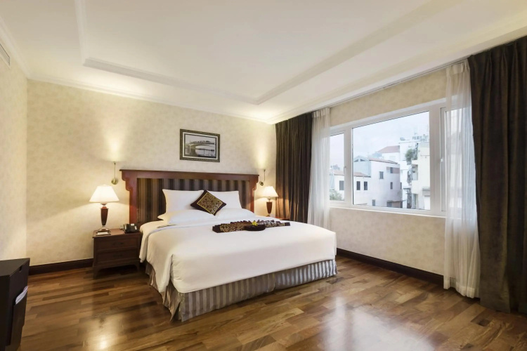 Rex Hotel