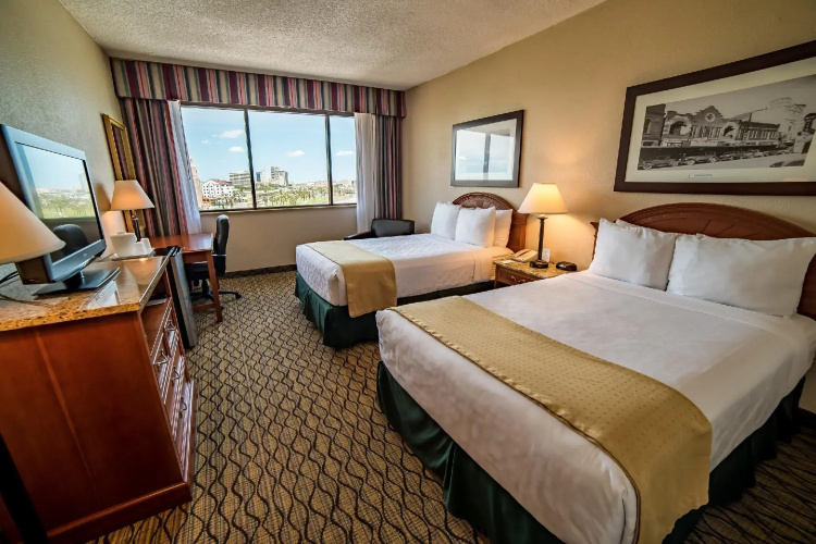 Emerald Beach Hotel