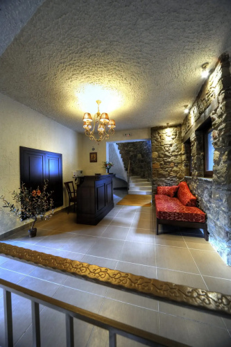 Hotel 1450m