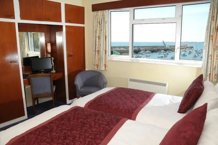 The Dolphin Hotel