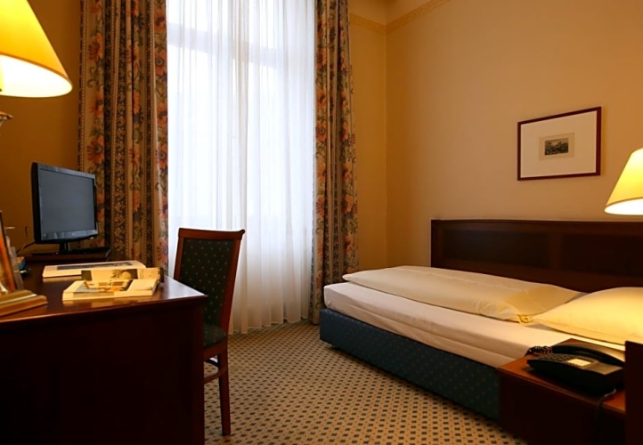 Comfort Double room with view