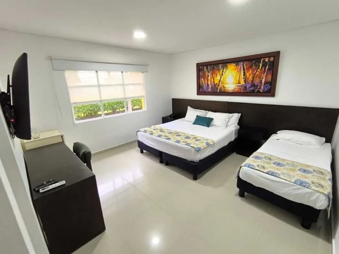 Standard Triple room