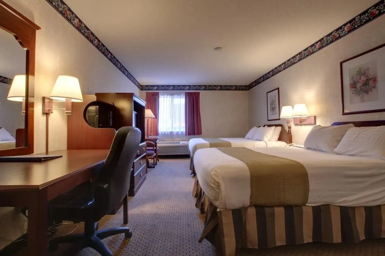 Standard Quadruple room