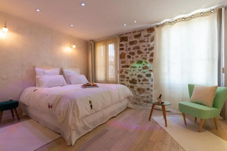 1 Bedroom Suite