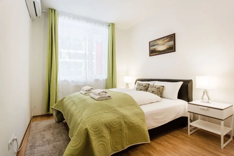 1 Bedroom Apartment with balcony
