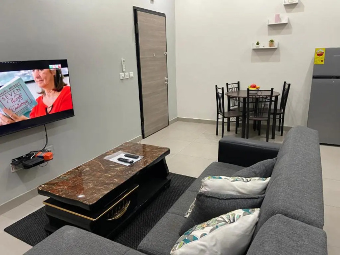 Queens View Apartment